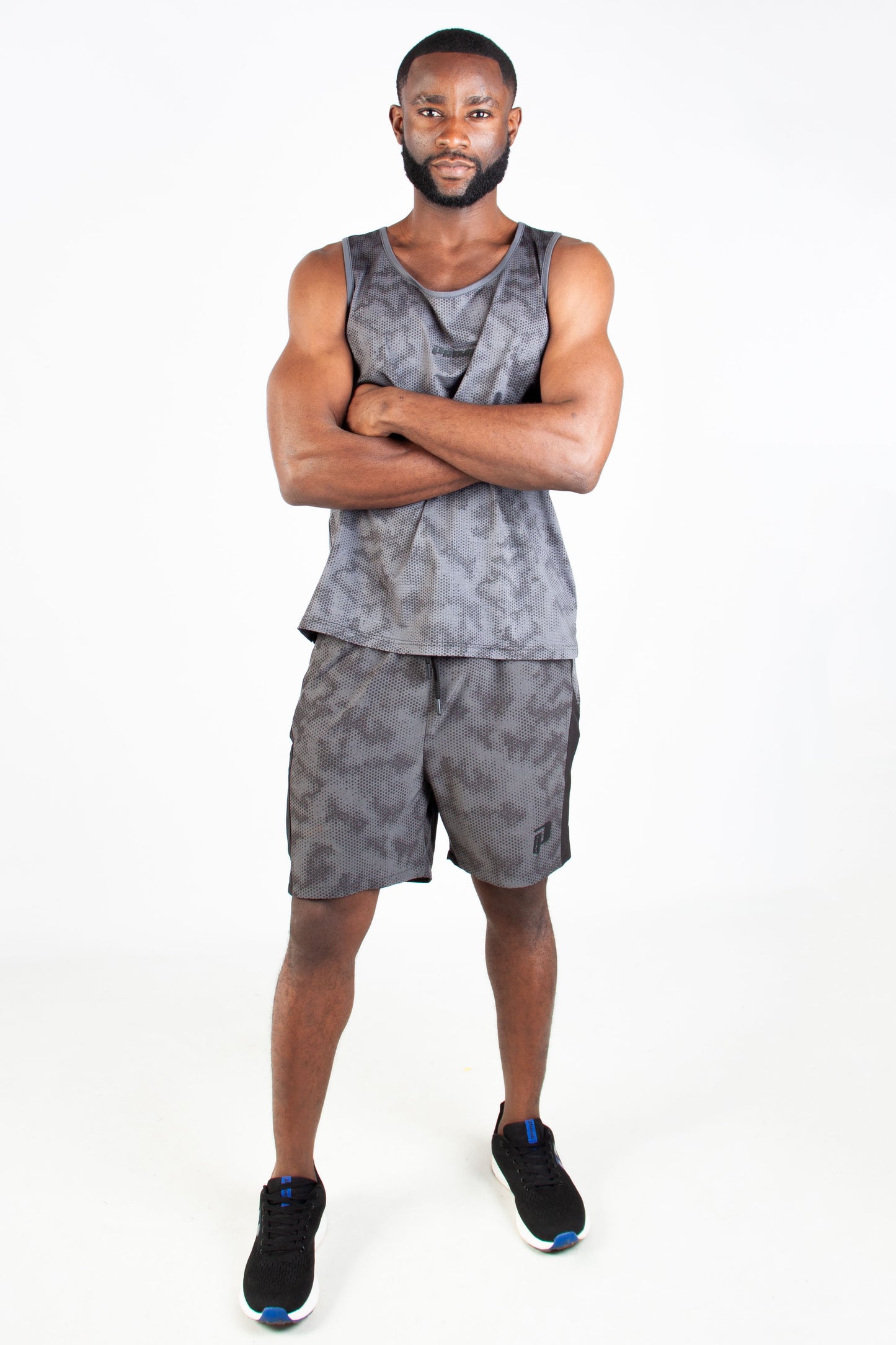 MENS ENDLESS DOTTED VEST CHARCOAL