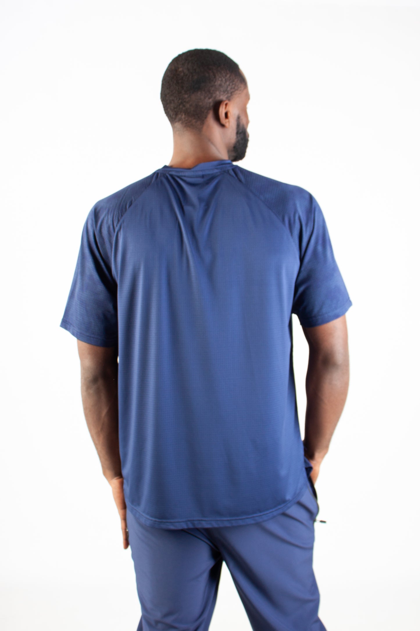 NAVY ENDLESS DOTTED ACTIVE T-SHIRT