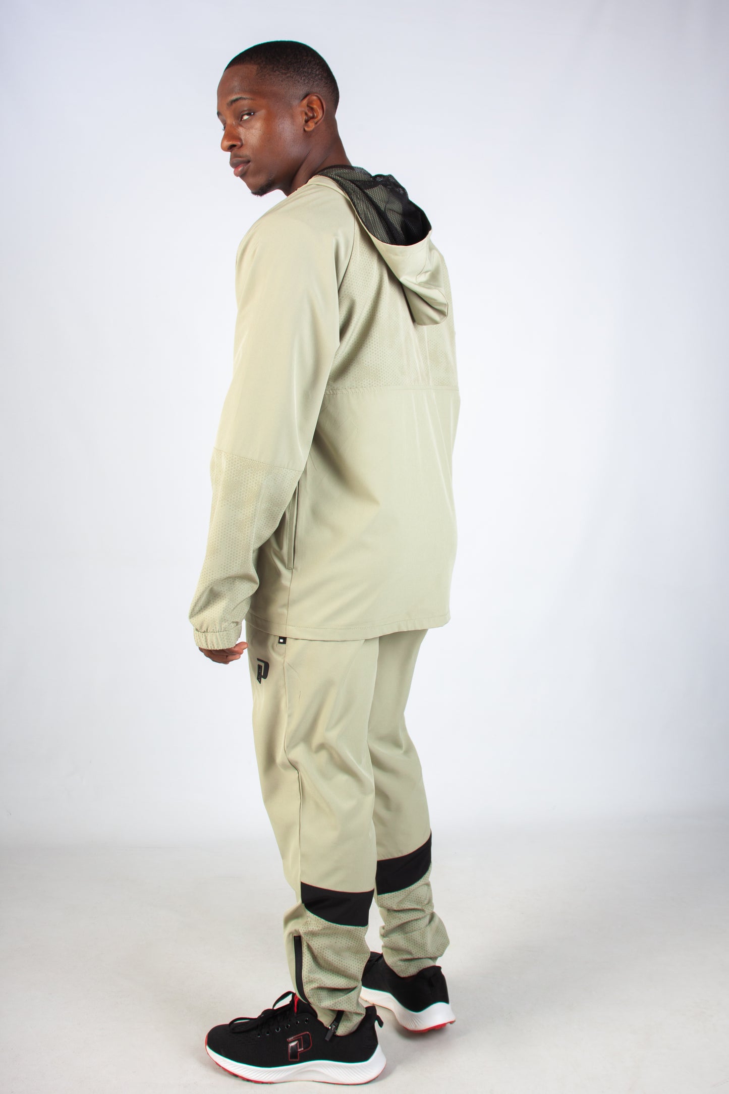 SAGE ENDLESS DOTTED WINDBREAKER
