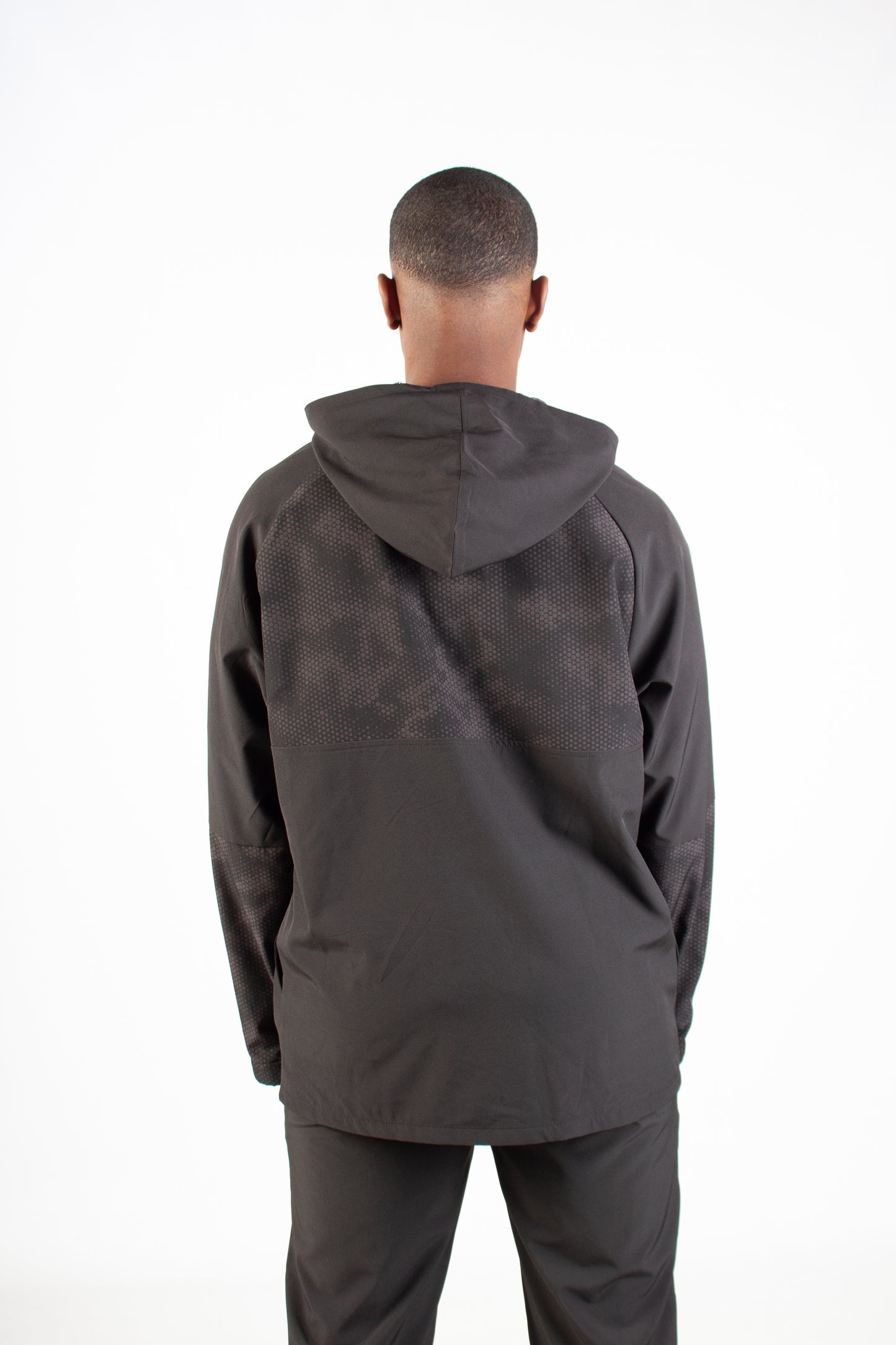 BLACK ENDLESS DOTTED WINDBREAKER